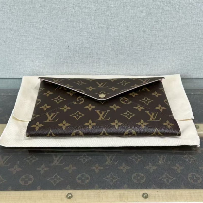 ✨LV 老花大號信封包 23*17*11 99新配件塵袋-4