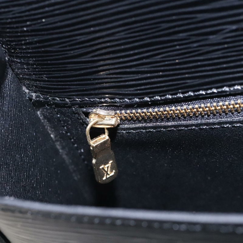 【日本直送】路易威登 Epi Saint Cloud GM 肩背包 黑色 M52192 LV 授權 MX129-20