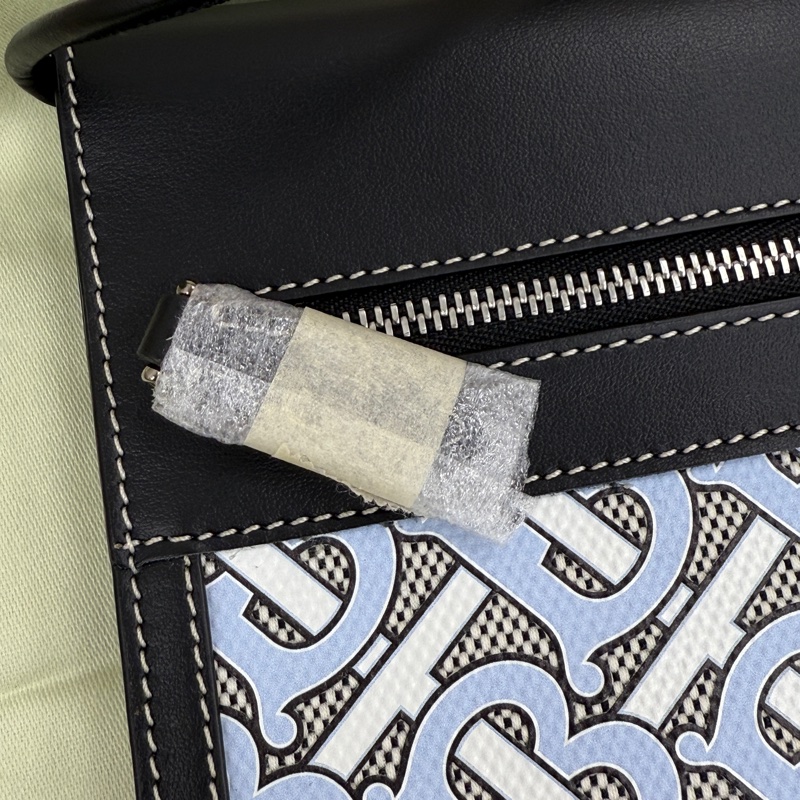 巴寶莉burberry手機包-9