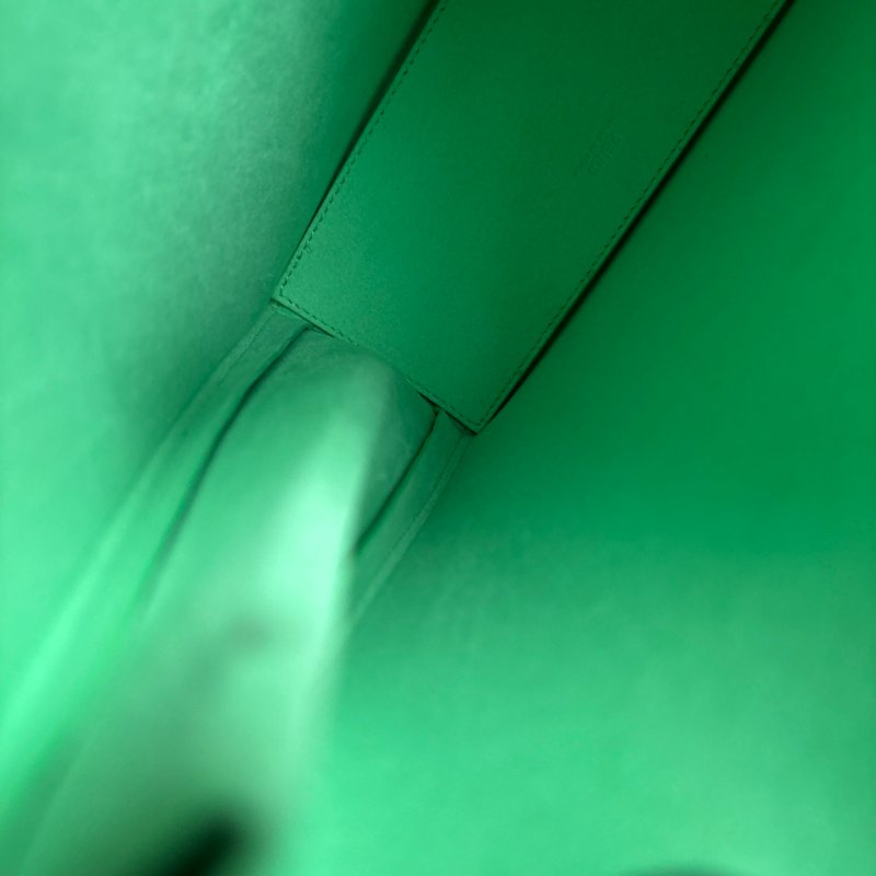 ::FENDI:: Fendi Pack ROMA 浮雕字樣綠色銀鏈手提 斜背包 Tote Bag 托特包-24