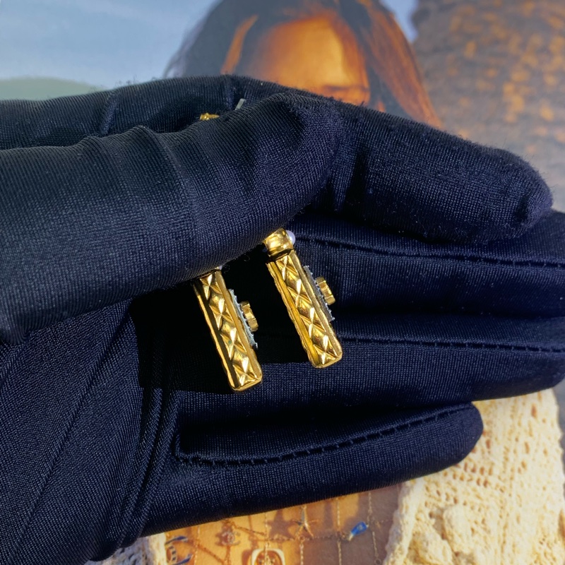 Chanel 香奈兒 金色香水樽耳針耳環 I222-16
