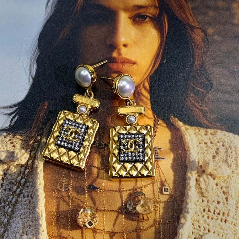 Chanel 香奈兒 金色香水樽耳針耳環 I222-19
