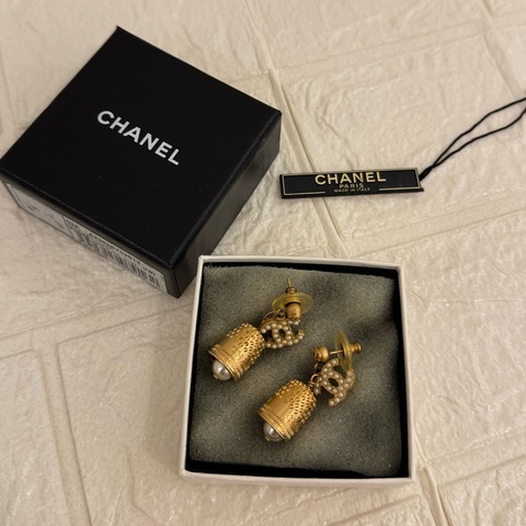 Chanel金雙C吊鐘耳環❤️❤️