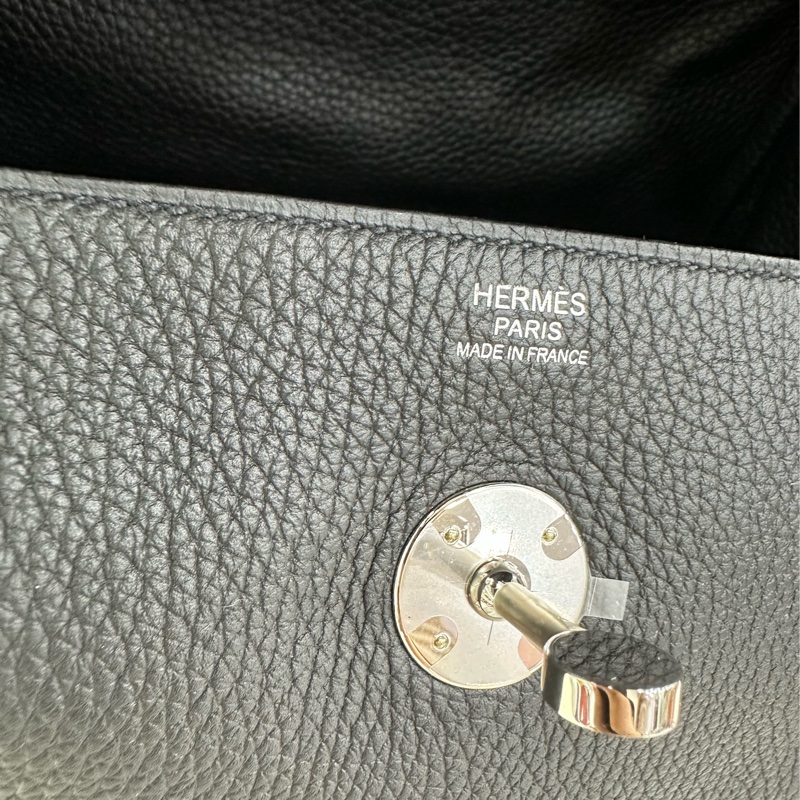 Hermes Lindy30 黑銀 tc皮 U刻 有購證-8