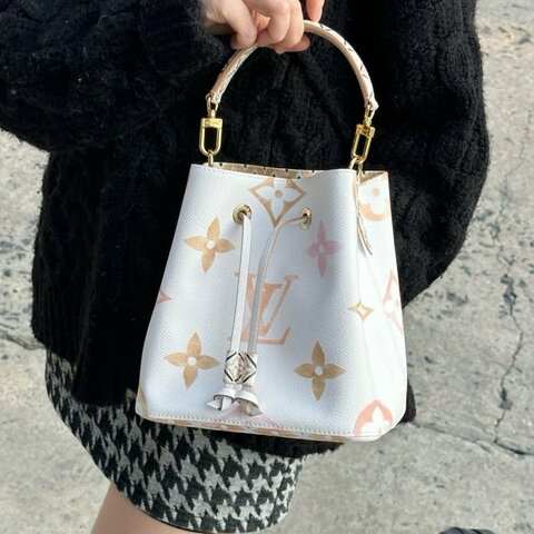 LV NÉONOÉ 夏日限定水彩系列斜背手提包小號 全新配件塵袋盒子