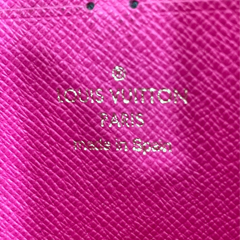 LV 塗鴉長款錢包-21