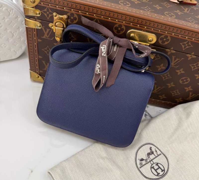 Hermes Mini Constance 19 小號 藍色銀扣 EP皮 98新 A刻-3