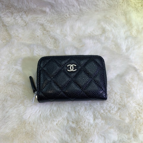 Chanel 香奈兒 荔枝牛皮銀扣拉鏈卡包 I060