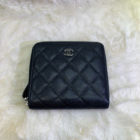 Chanel 香奈兒 絕版荔枝牛皮黑銀拉鍊短銀包 I486