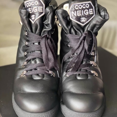 Chanel Boots Coco Neige size 37