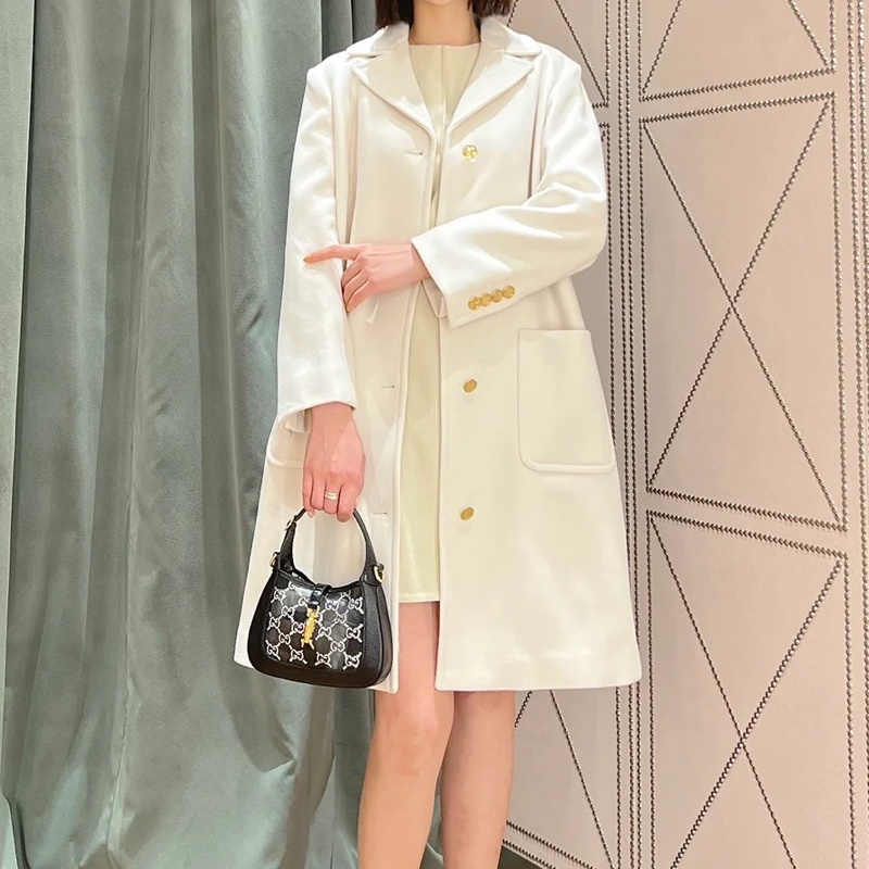 Gucci 奶油白大衣-0
