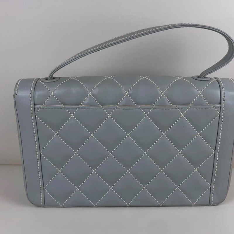 Chanel • 稀有外縫線寶寶藍金釦 Kelly Baby Blue-5