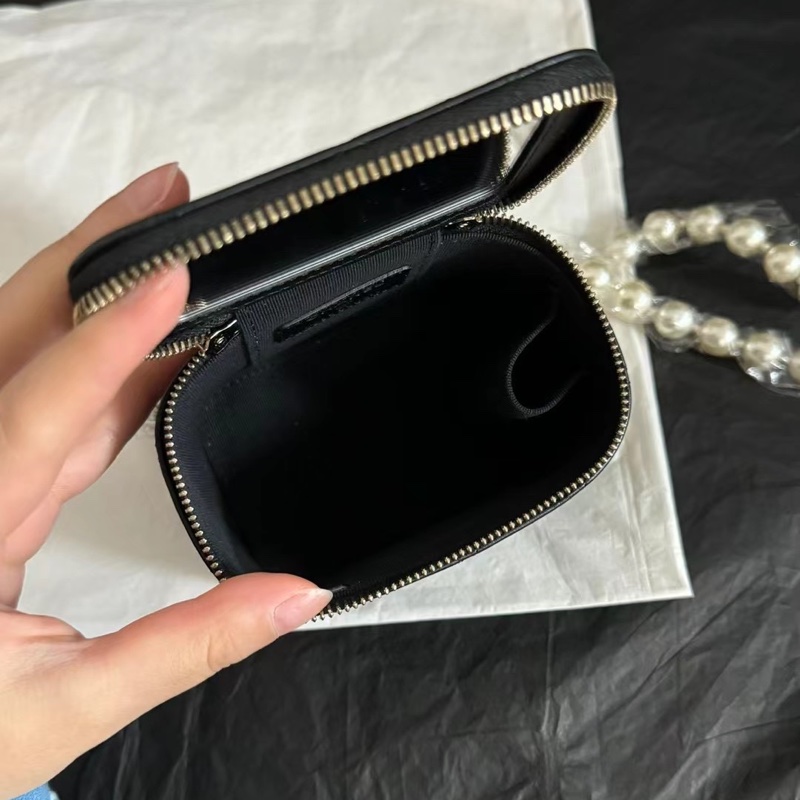 Chanel 黑色珍珠盒子包 化妝包-9