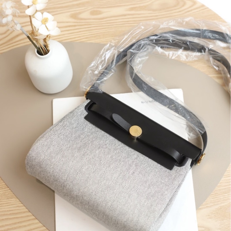 愛馬仕 Hermes Mini Herbag 黑白熊貓色 全新 最新K刻 超級好看推薦 精品包 小廢包並不廢-1