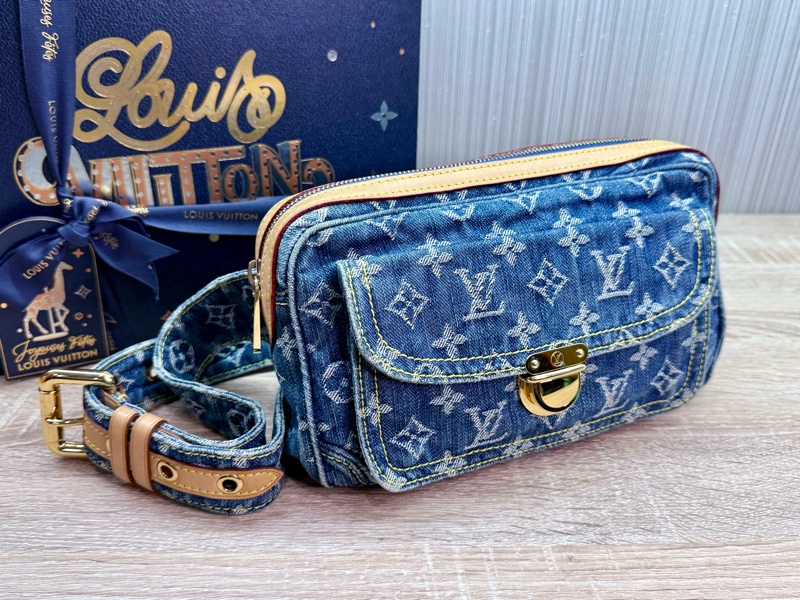 LV M95347 Denim Bum Bag稀有絕版丹寧牛仔胸包腰包-1