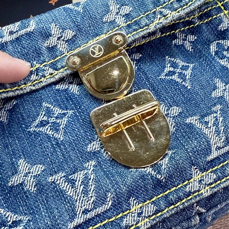 LV M95347 Denim Bum Bag稀有絕版丹寧牛仔胸包腰包-25