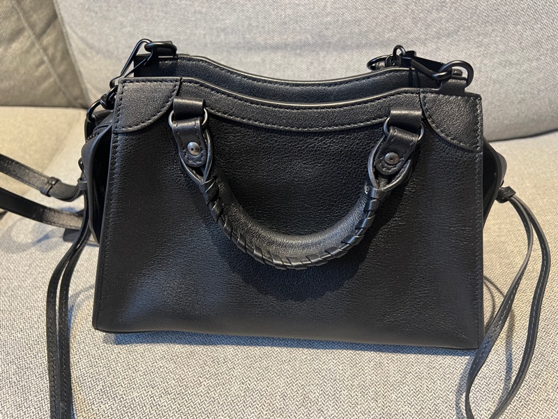 BALENCIAGA NEO City XS all black 牛皮手提/斜背機車包-6