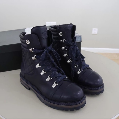 Chanel Blue Leather CC Lace Up Combat Boots 靴子 40.5號