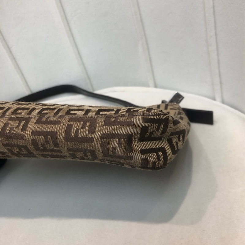 FENDI 全布老花 奶茶色 麻雀袋 XA491-14