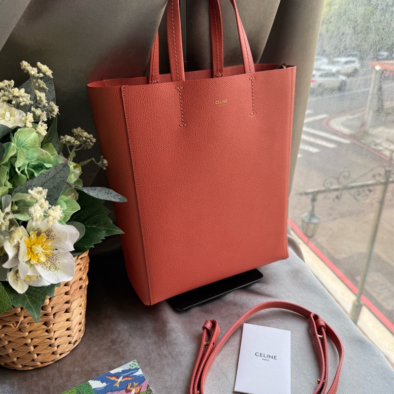 小型牛皮cabas手提/斜背二用包(荔枝粉)-0