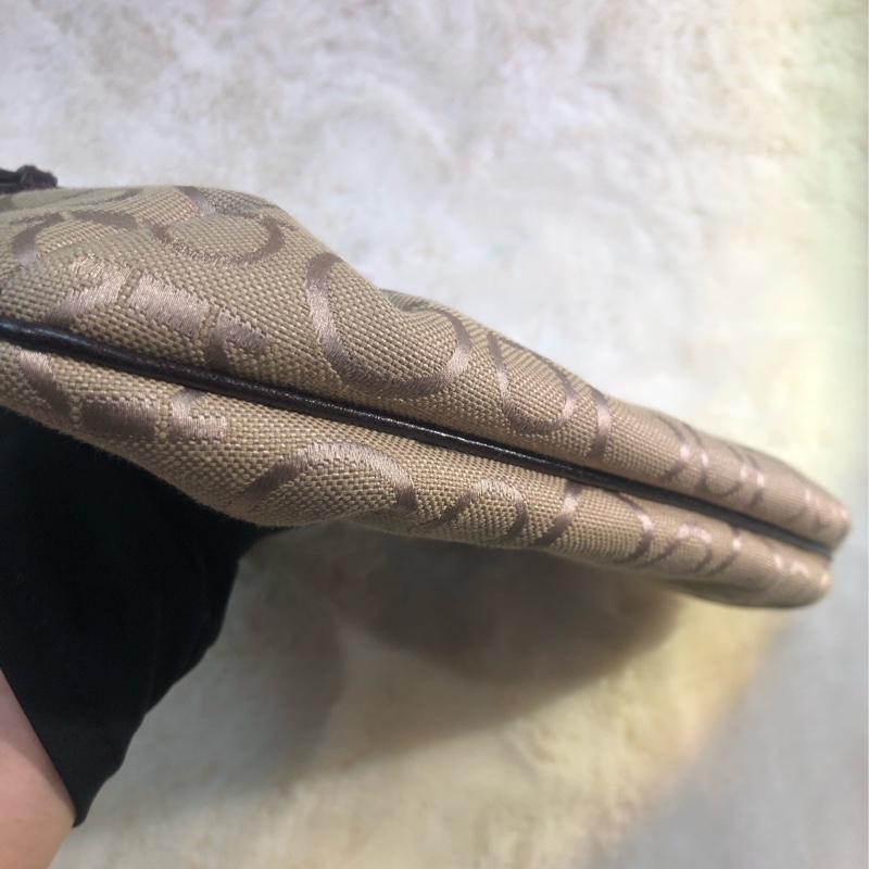 Ferragamo 老花布面 啡色手提帶 手拎包 XB363-15