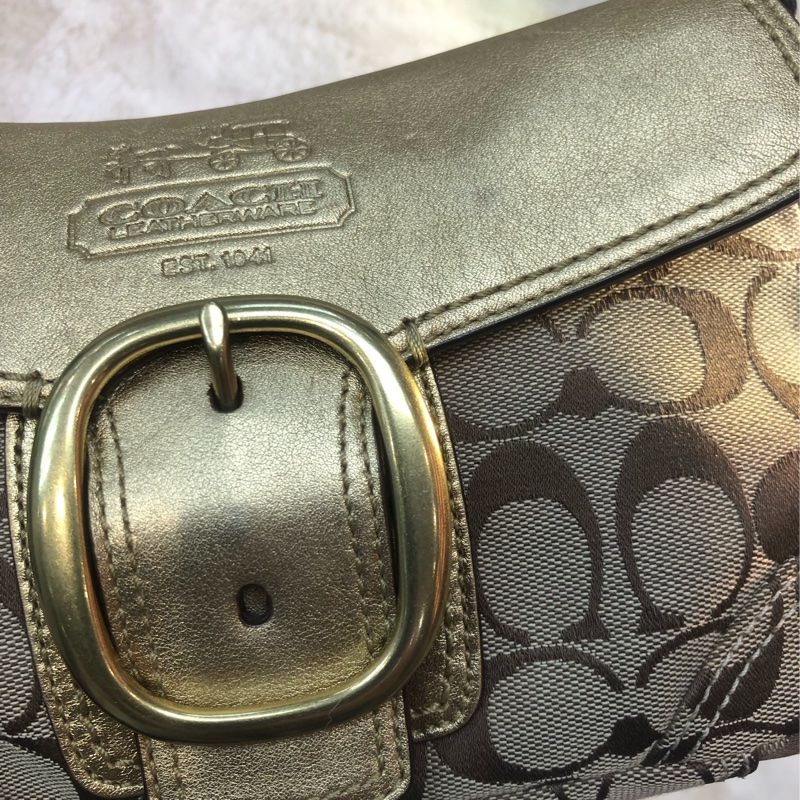 Coach 老花布面金色腋下包 XA490-12