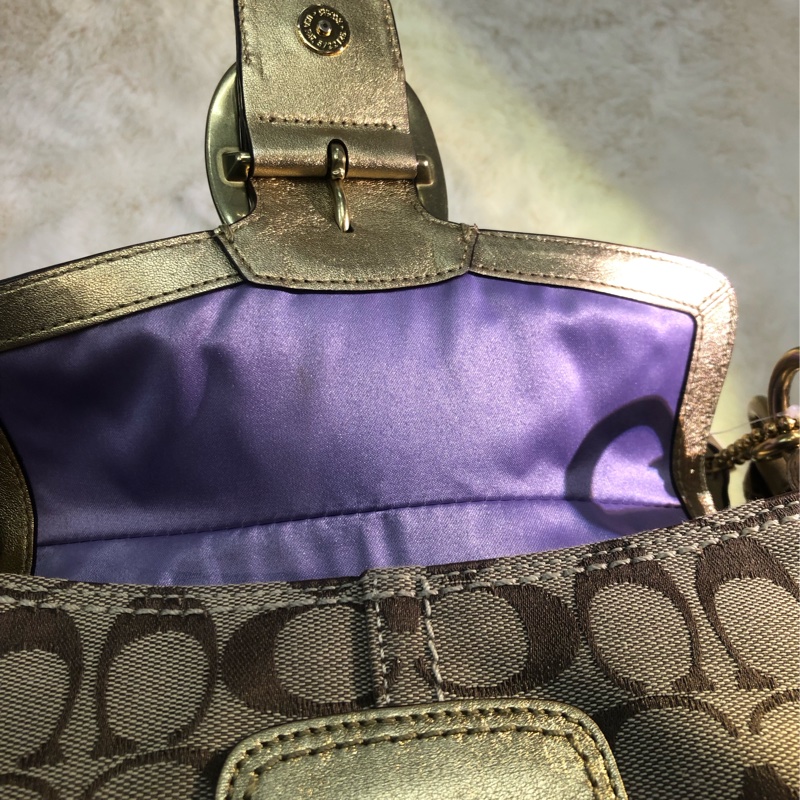 Coach 老花布面金色腋下包 XA490-61