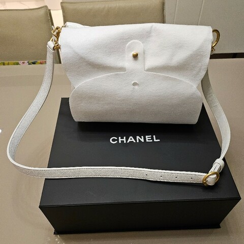 Chanel HOBO斜背包