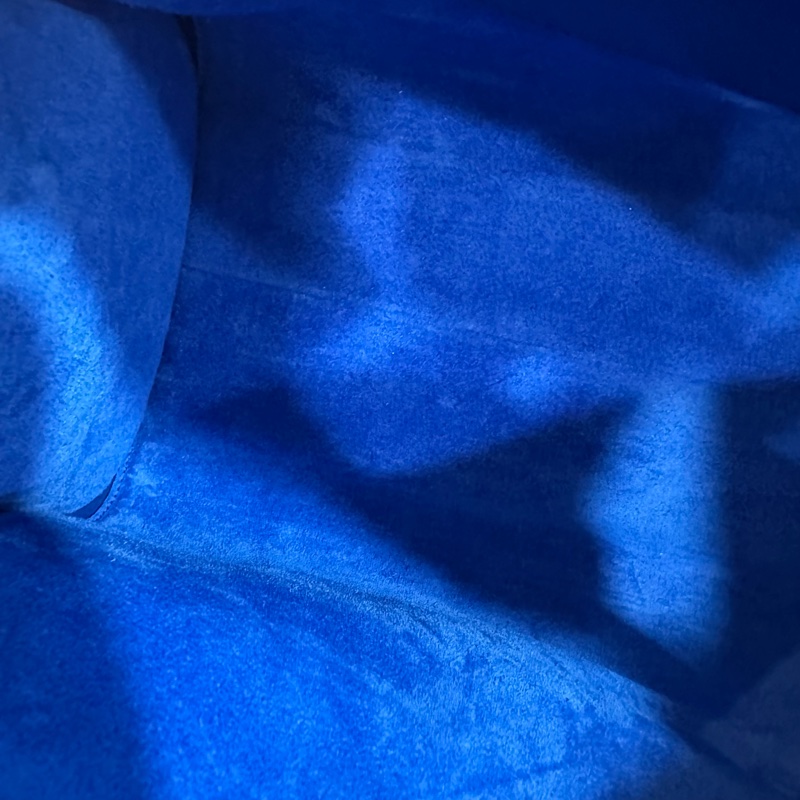 YSL 372087 皇家藍牛皮金釦斜背包 cabas mini-38