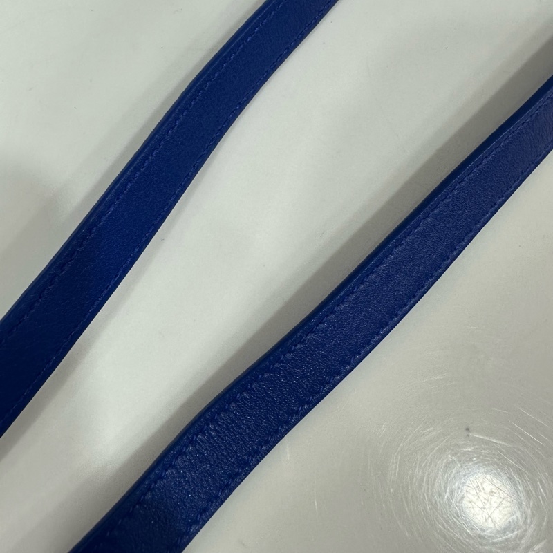 YSL 372087 皇家藍牛皮金釦斜背包 cabas mini-47