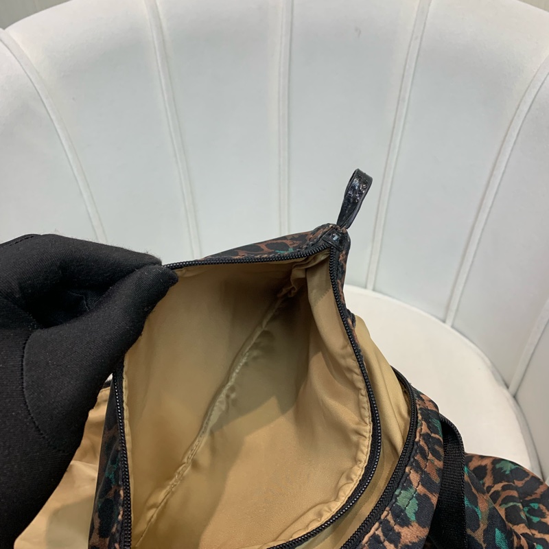 Coach 啡色豹紋大托特包 布料 XB543-16