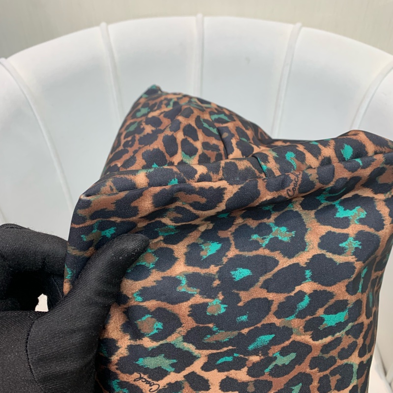 Coach 啡色豹紋大托特包 布料 XB543-34