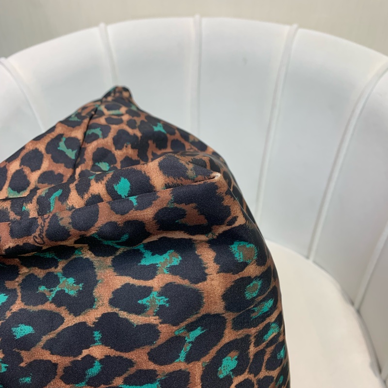 Coach 啡色豹紋大托特包 布料 XB543-41