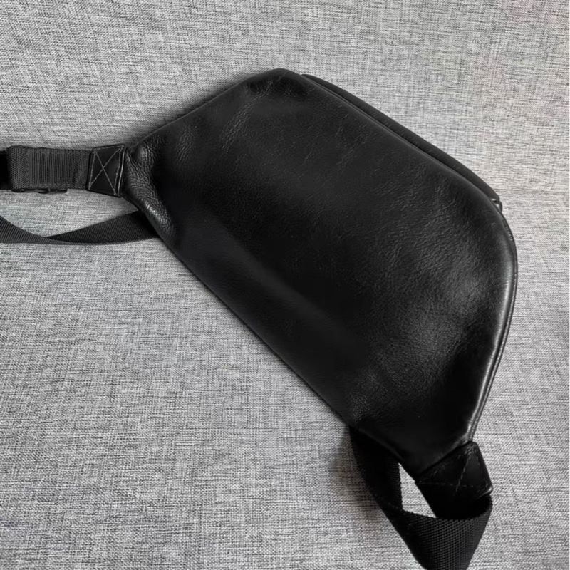 巴黎世家 BALENCIAGA-0