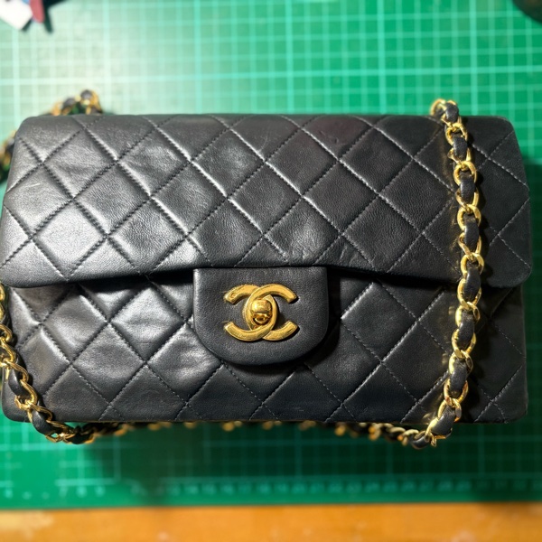 香奈兒 CF23 Vintage 24K鍍金 經典小羊皮口蓋包-5