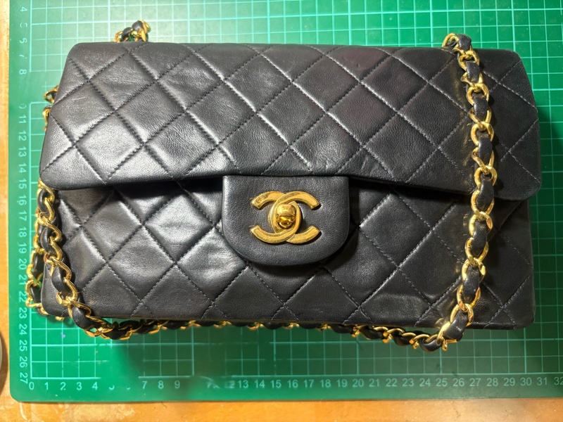 香奈兒 CF23 Vintage 24K鍍金 經典小羊皮口蓋包-15