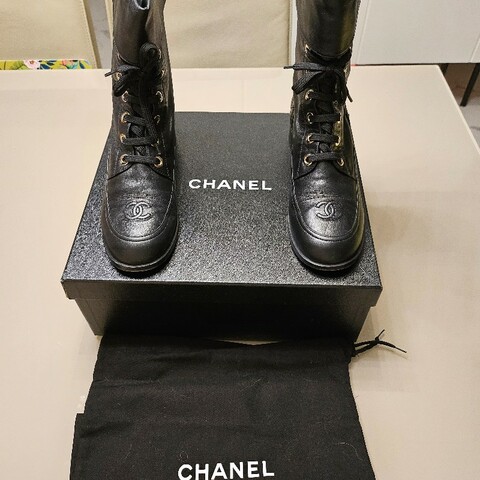 Chanel 半桶靴