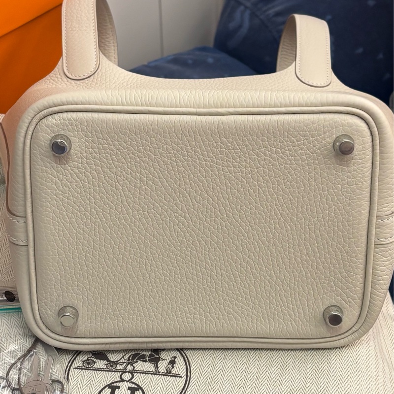 全新抱出Hermès Picotin 18 奶昔白銀釦K刻-3