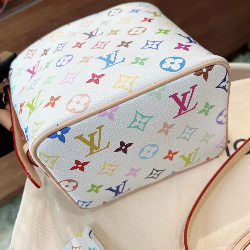 Louis Vuitton 白三彩 村上隆聯名水桶包 近新閒置 好價帶走-7
