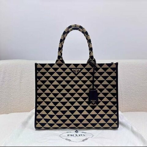 PRADA Symbole 托特包 39*31cm 99新 配件塵袋