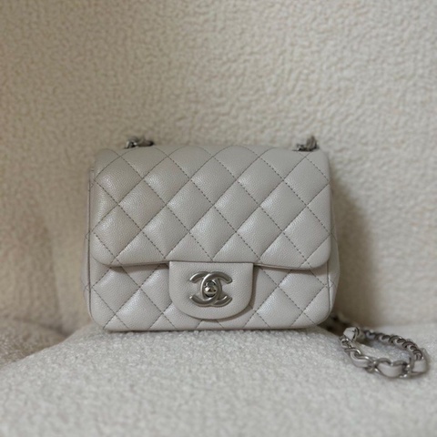 Chanel 香奈兒 荔枝牛皮 銀釦 方胖 珍珠灰