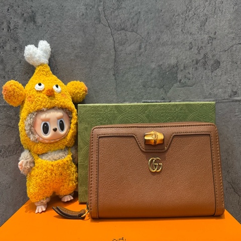 GUCCI 焦糖色皮質竹節釦金色GG長夾🤎