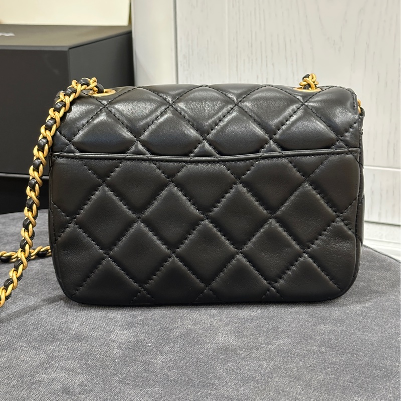 Chanel 24b黑金方胖子大logo 芯片款 #專櫃22萬入手🈶購證 #全新閒置帶膜-16