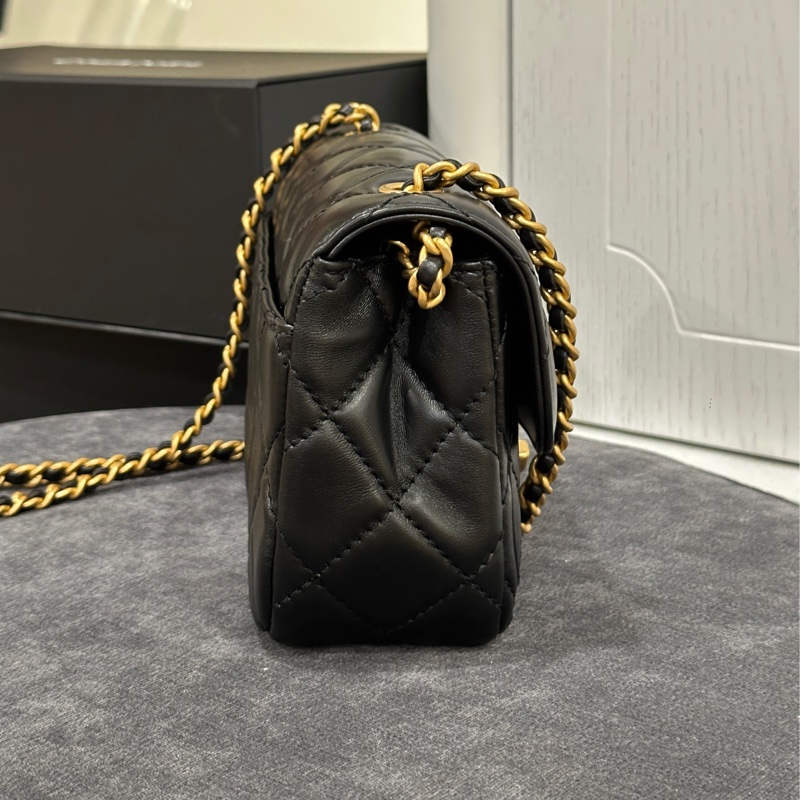 Chanel 24b黑金方胖子大logo 芯片款 #專櫃22萬入手🈶購證 #全新閒置帶膜-17