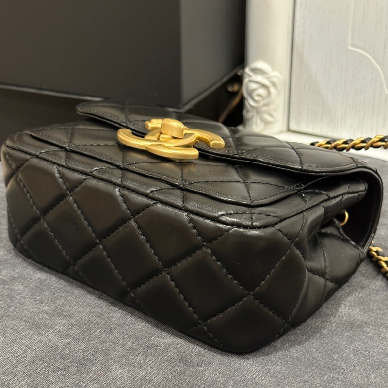 Chanel 24b黑金方胖子大logo 芯片款 #專櫃22萬入手🈶購證 #全新閒置帶膜-19