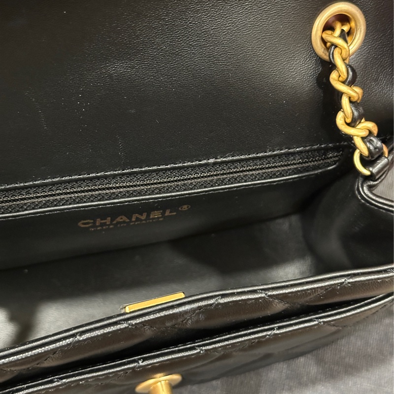 Chanel 24b黑金方胖子大logo 芯片款 #專櫃22萬入手🈶購證 #全新閒置帶膜-24