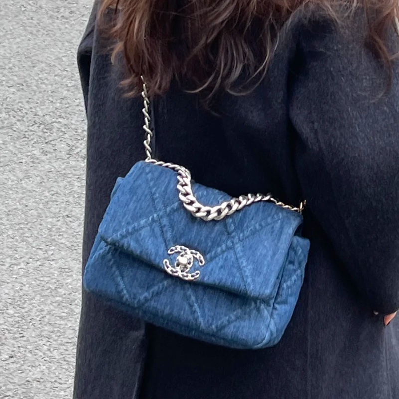 99新🆕Chanel丹寧牛仔款深藍小號19bag手提斜款單肩包-2