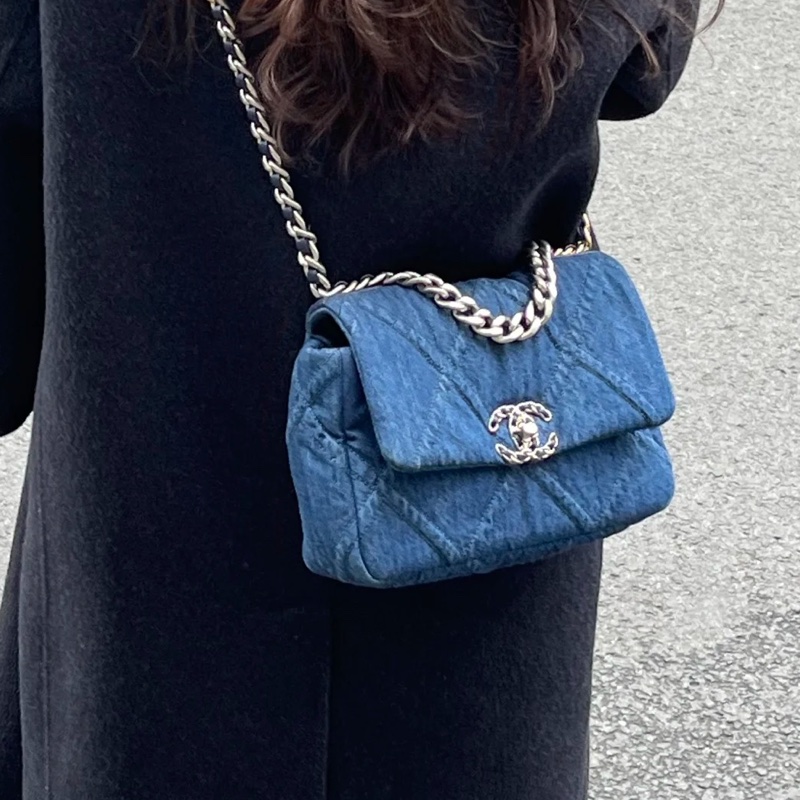 99新🆕Chanel丹寧牛仔款深藍小號19bag手提斜款單肩包-5