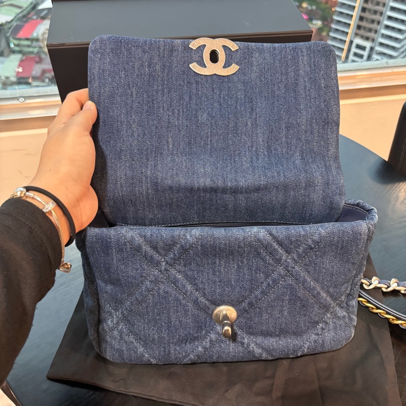 99新🆕Chanel丹寧牛仔款深藍小號19bag手提斜款單肩包-18