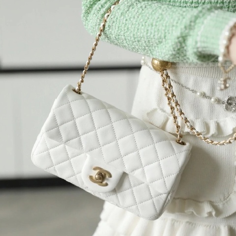 絕美新款🈶購證🆕Chanel白色金球羊皮mini cf鏈條斜挎單肩包🐑